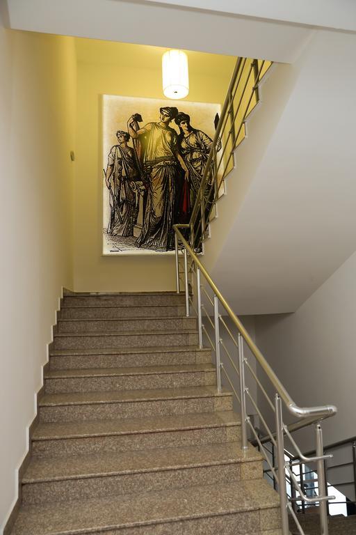 Hotel & Restaurant Ida Kŭrdzhali エクステリア 写真
